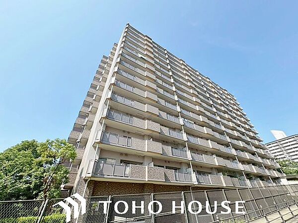 物件の陽当りや通風・仕様設備やお部屋の大きさの比較、近隣・周辺環境や街並みなど、資料には掲載していない情報が現地にはたくさんあります。　是非ご確認ください。