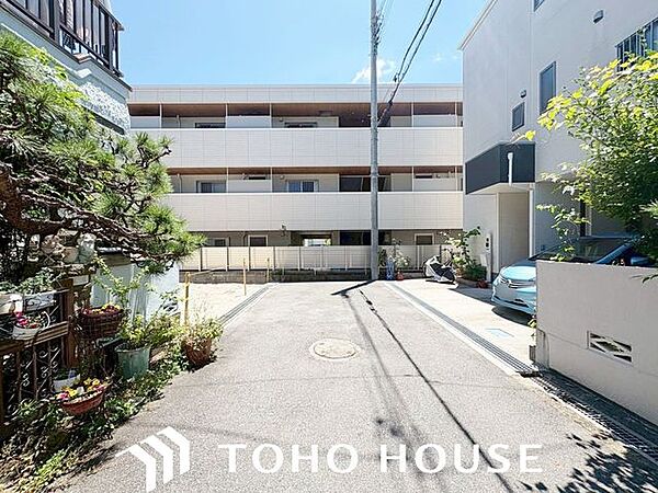 一歩踏み出すと今までとは違う、新しい生活のスタート！税金のことなど…お気軽にご相談ください！