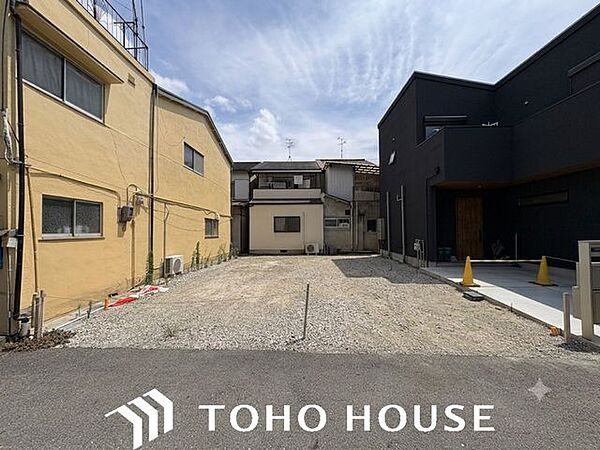 物件の陽当りや通風・仕様設備やお部屋の大きさの比較、近隣・周辺環境や街並みなど、資料には掲載していない情報が現地にはたくさんあります。　是非ご確認ください。
