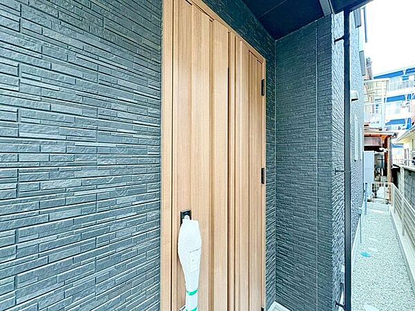 【玄関】安らぎに満ちた空間がここから始まります。