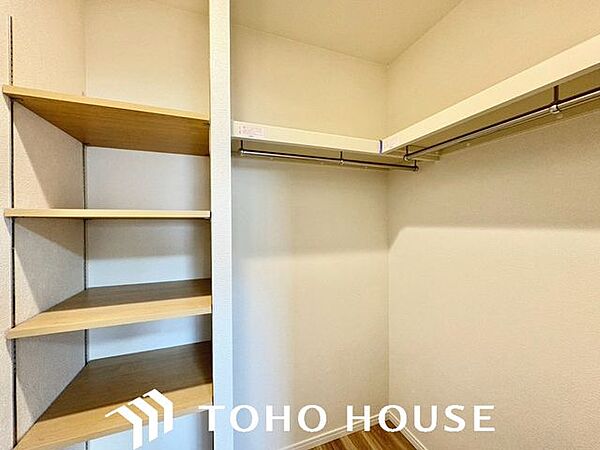 各部屋に必要な量の収納があるか、高さ・奥行きは適度で、活用しやすいものになっているか。 “量”だけでなく、”位置”によっても変わる「収納力」を子どもの成長も加味して確認しよう。