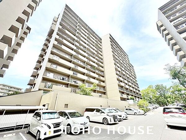 物件の陽当りや通風・仕様設備やお部屋の大きさの比較、近隣・周辺環境や街並みなど、資料には掲載していない情報が現地にはたくさんあります。　是非ご確認ください。