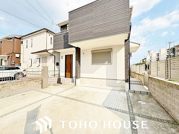 物件の陽当りや通風・仕様設備やお部屋の大きさの比較、近隣・周辺環境や街並みなど、資料には掲載していない情報が現地にはたくさんあります。　是非ご確認ください。