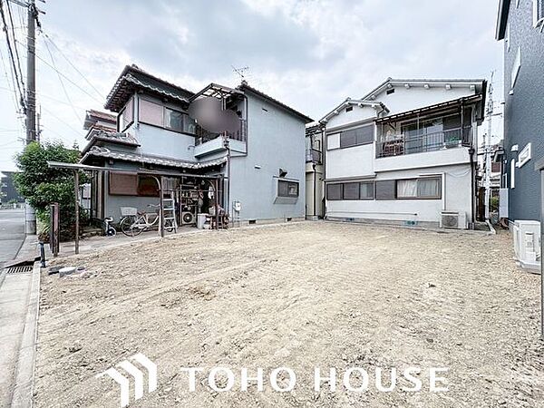 建物完成前には物件の現地と、近隣の完成施工例をご案内させて頂きます。その他資金計画やローン返済シュミレーションなど、ファイナンス面のご相談も承ります。お気軽にご相談下さいませ。
