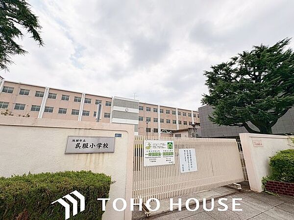 池田市立池田小学校 徒歩16分。 1210m
