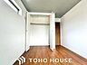 収納：各部屋に必要な量の収納があるか、高さ・奥行きは適度で、活用しやすいものになっているか。 “量”だけでなく、”位置”によっても変わる「収納力」を子どもの成長も加味して確認しよう。