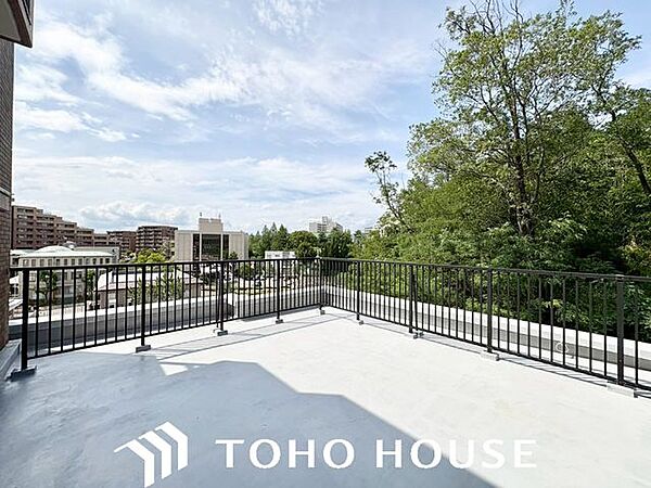 手入れの行き届いたマンションは、住み心地も良く、資産価値も維持されます。マンションではまず、外壁やエントランスなどの共用部分の維持管理がポイント。