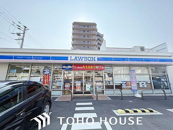 ローソン平野加美東一丁目店 徒歩1分。 60m