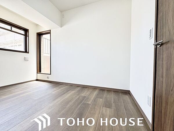 一日の中で多くの時間を過すことになる住まいだからこそ、いつも穏やかな空間であるように心掛けています。 構成する建材などへの配慮が、住まう方の健康を守ります。ワンランク上の、「オンリーワンの家」を提供。