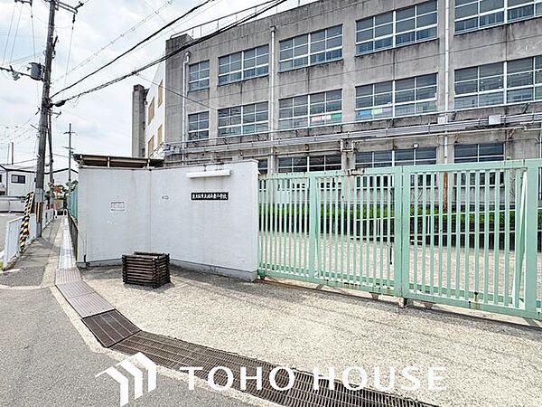 東大阪市立鴻池東小学校 徒歩8分。 620m