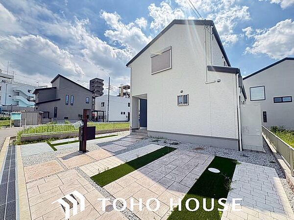 建物に対して高い耐震性・耐久力に基づく信頼こそが、まずは快適な住まいの大前提。長年の経験と試行錯誤から生まれた様々な技術が、堅牢なすまいづくりを実現します。