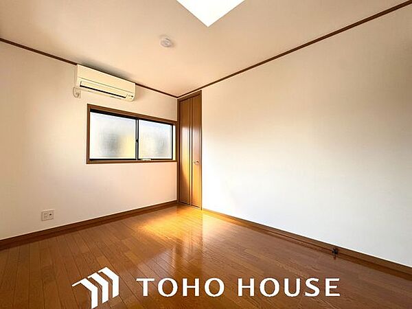 建物完成前には物件の現地と、近隣の完成施工例をご案内させて頂きます。その他資金計画やローン返済シュミレーションなど、ファイナンス面のご相談も承ります。お気軽にご相談下さいませ。