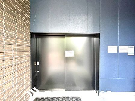 家族みんなが気持ちよく暮らすための大切なゴミ捨て場。決められた収集日や分別ルールを一人ひとりが守ることで、清潔で衛生的な空間をキープできます。