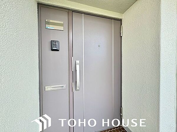管理人が日勤している為、不審者やセールス訪問を監視・対応します。