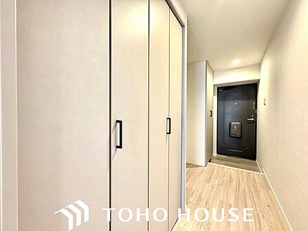 各部屋に必要な量の収納があるか、高さ・奥行きは適度で、活用しやすいものになっているか。 “量”だけでなく、”位置”によっても変わる「収納力」を子どもの成長も加味して確認しよう。