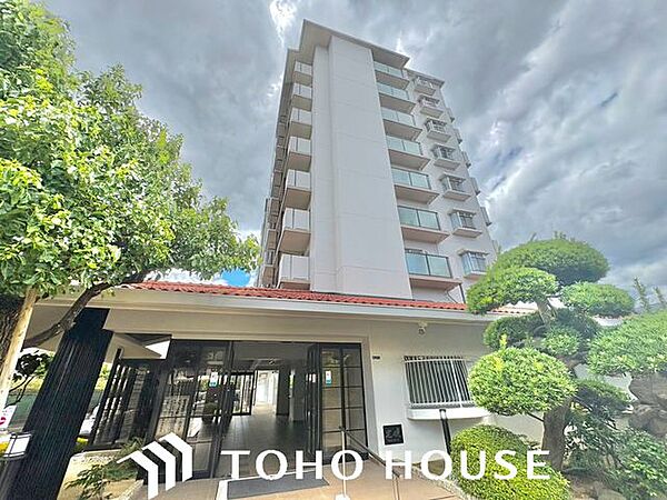 建物に対して高い耐震性・耐久力に基づく信頼こそが、まずは快適な住まいの大前提。長年の経験と試行錯誤から生まれた様々な技術が、堅牢なすまいづくりを実現します。