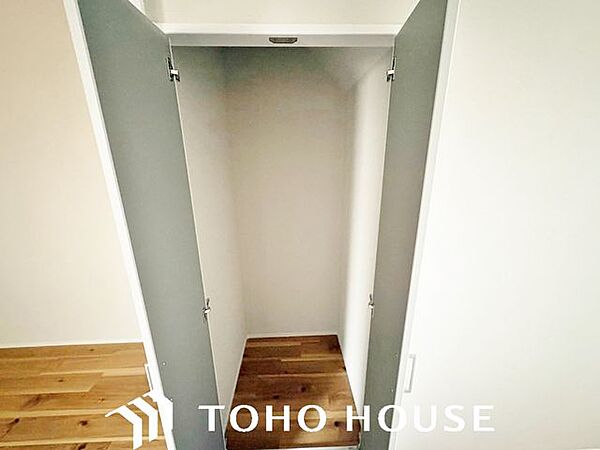 収納ひとつ、ふたつのわずかな違いが「居住スペースを有効的に使えるか」という部分で差が出る可能性が。各居室の収納はしっかりとした容量のスペースを確保しております。