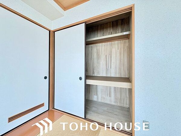 各部屋に必要な量の収納があるか、高さ・奥行きは適度で、活用しやすいものになっているか。 “量”だけでなく、”位置”によっても変わる「収納力」を子どもの成長も加味して確認しよう。