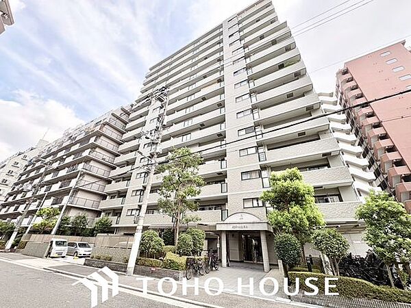 大切な時間を共に過ごすのは、「家族」も「お住まい」も同じです。時代が経っても変わらない居住性の高さと、いつまでも色褪せず住む毎に親しみ深くなるデザイン。