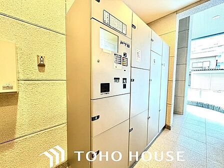 もう再配達の面倒な手間とは今日でさよなら!24時間いつでも荷物が確実に受け取れる便利な宅配ボックスであなたの毎日を快適に。帰宅時間を気にせずネット通販を大満喫!
