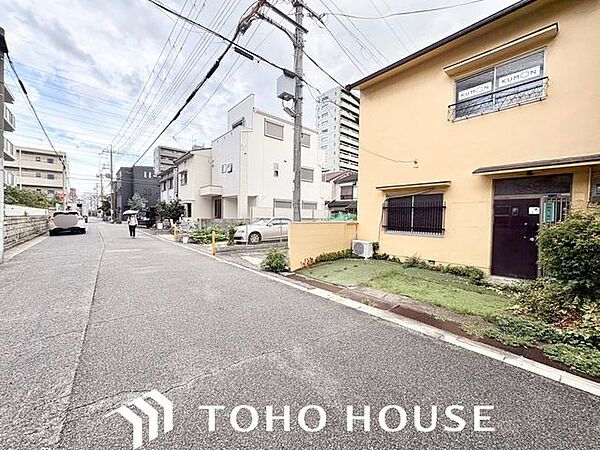 ここから始まる「日常」は家族にとって大切で貴重な時間・・・だからこそ、少しでも豊かに、少しでも快適に。そんな想いから生まれた本邸宅は、これから先のお住まいをきっと支えてくれるはずです。