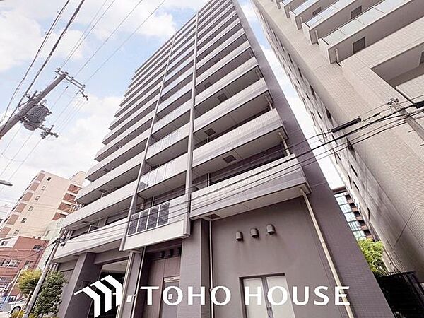 大切な時間を共に過ごすのは、「家族」も「お住まい」も同じです。時代が経っても変わらない居住性の高さと、いつまでも色褪せず住む毎に親しみ深くなるデザイン。
