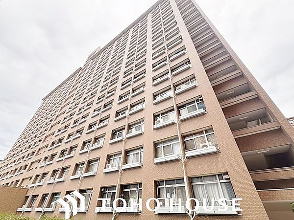 快適に過ごす条件は、一人ひとり違います。だからこそ飾リ過ぎないシンプルな内装と偏り過ぎないデザインで統一しております。居住していく中でオーナー様だけの【マイホーム】に創り上げて下さい。