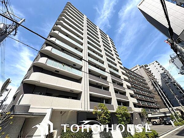 マンションは、駅から近い物件のほうが高めの価格で売りやすい。将来売却する可能性があるなら、都心などへの交通アクセスの良い駅から徒歩10分以内で、管理の行き届いた物件を選ぼう。