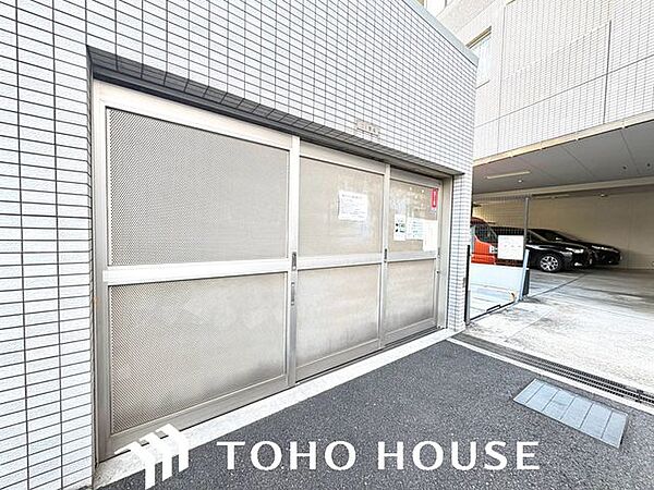 家族みんなが気持ちよく暮らすための大切なゴミ捨て場。決められた収集日や分別ルールを一人ひとりが守ることで、清潔で衛生的な空間をキープできます。