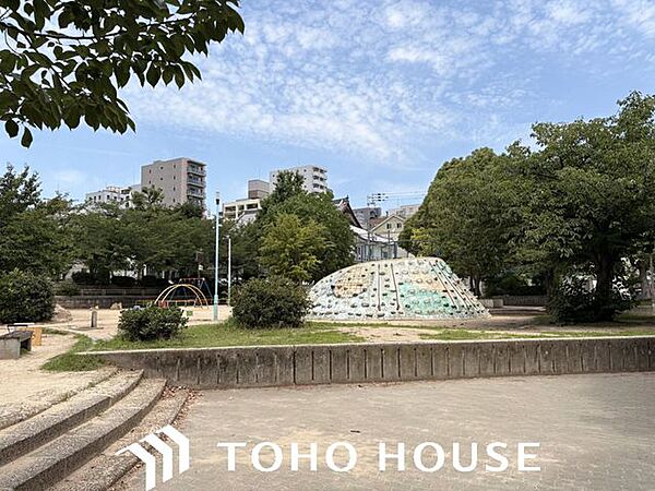 上汐公園 徒歩6分。 450m