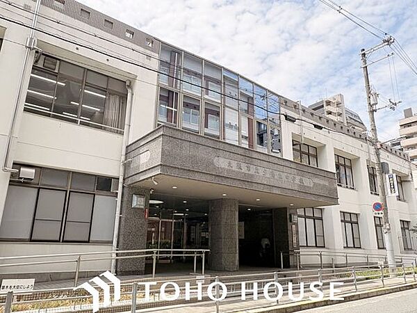大阪市立夕陽丘中学校 徒歩7分。 490m