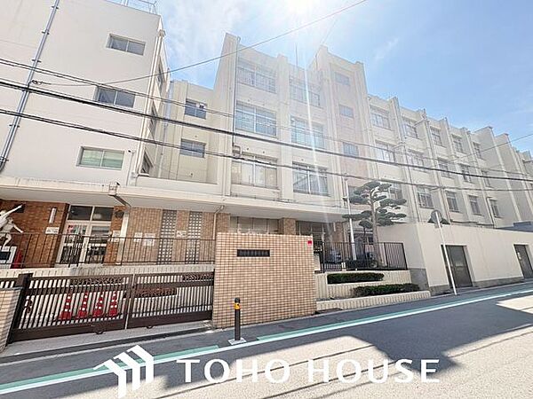 大阪市立常盤小学校 徒歩3分。 240m