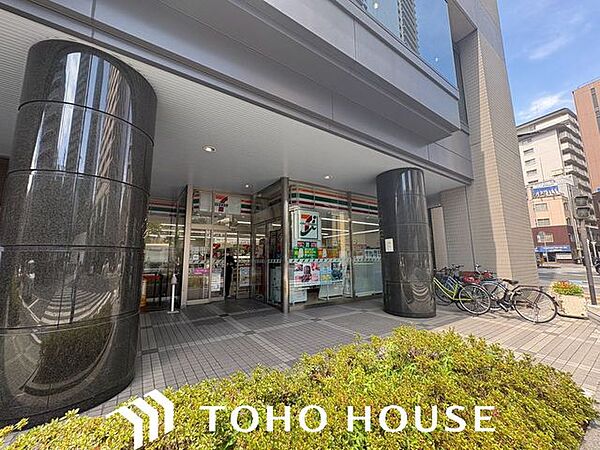 セブンイレブン地下鉄中津駅前店 徒歩6分。 440m