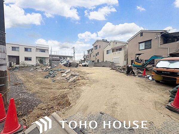 物件の陽当りや通風・仕様設備やお部屋の大きさの比較、近隣・周辺環境や街並みなど、資料には掲載していない情報が現地にはたくさんあります。　是非ご確認ください。