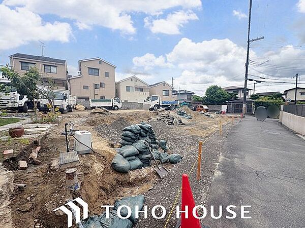 小中学校、スーパー、コンビニ、ドラッグストア、公園などが徒歩10分圏内。暮らしやすい住環境です。