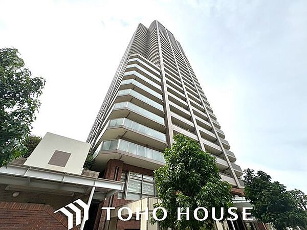 物件の陽当りや通風・仕様設備やお部屋の大きさの比較、近隣・周辺環境や街並みなど、資料には掲載していない情報が現地にはたくさんあります。　是非ご確認ください。