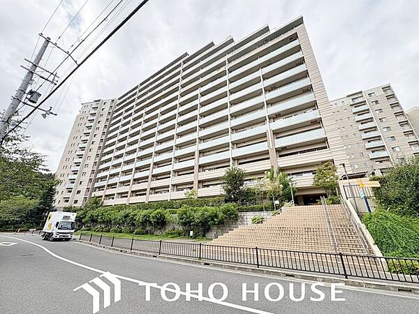 物件の陽当りや通風・仕様設備やお部屋の大きさの比較、近隣・周辺環境や街並みなど、資料には掲載していない情報が現地にはたくさんあります。　是非ご確認ください。