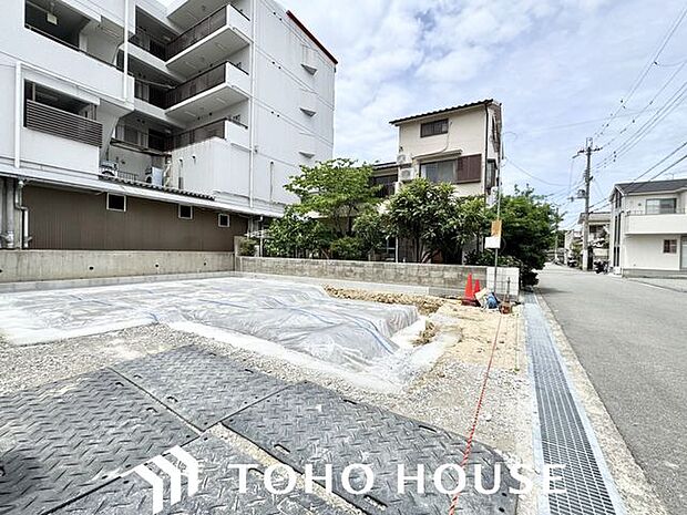 家族の温かさと陽光の暖かさ、楽しい毎日と明るい未来を予感させる「空間が織り成すひとつ先の住み心地」を演出します。是非一度、ご自身にて御覧ください。