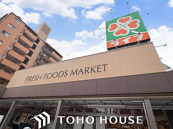 ライフ堂島大橋店 徒歩6分。 450m