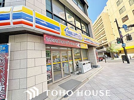 ミニストップ平野町3丁目店 徒歩3分。 220m