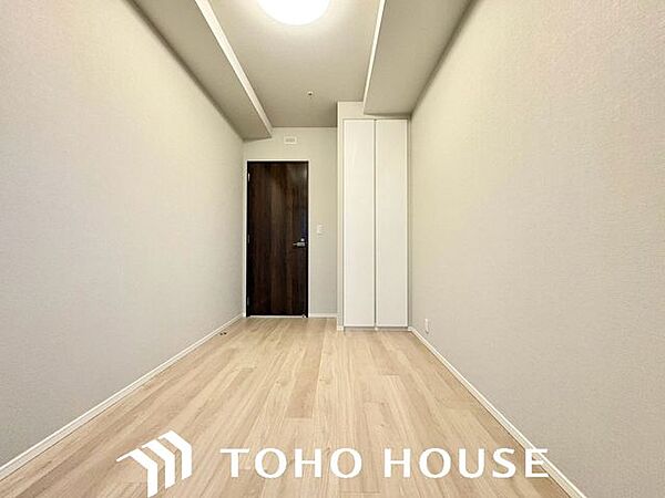 建物完成前には物件の現地と、近隣の完成施工例をご案内させて頂きます。その他資金計画やローン返済シュミレーションなど、ファイナンス面のご相談も承ります。お気軽にご相談下さいませ。