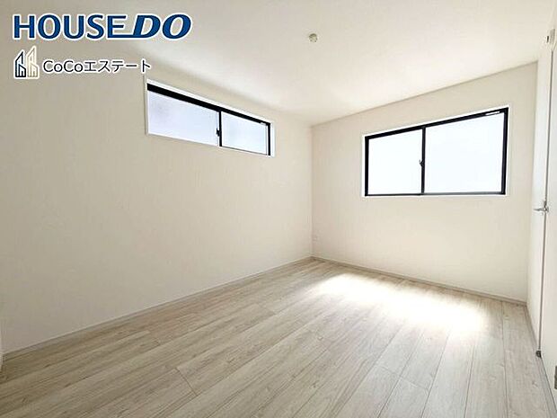 □■洋室■□6帖の洋室です♪光が取り込みやすい2面採光のお部屋です。日当たり・風通し良好です♪