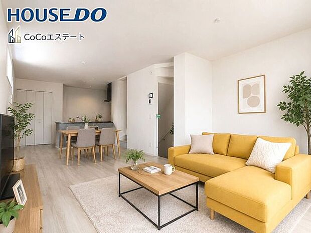 □■リビング■□22帖LDK♪ご家族が集まる中心となる開放的なリビング♪大きなテレビを置いたり、家具選びにこだわったりと楽しみが広がりますね。