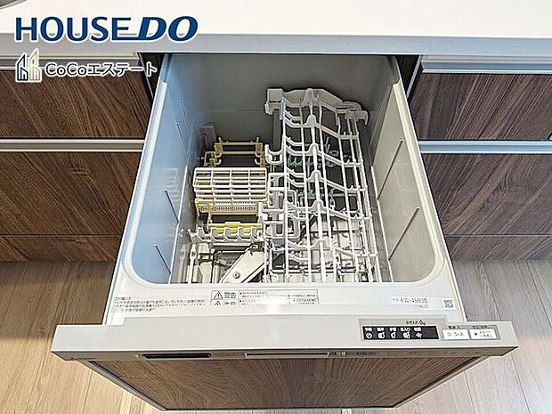 □■食器洗浄乾燥機■□家事の強い味方♪食器洗いの手間が省けて家事の時短！水仕事が減って手荒れも防止に！