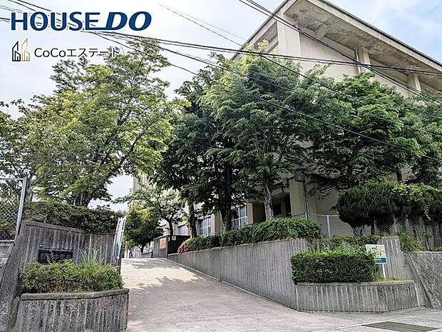 大野城市立御陵中学校 770m