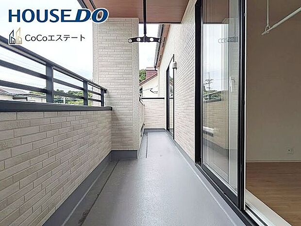 □■バルコニー■□南向きのインナーバルコニー♪家族みんなのお洗濯物もお布団も、あっという間におひさまの香りに◎