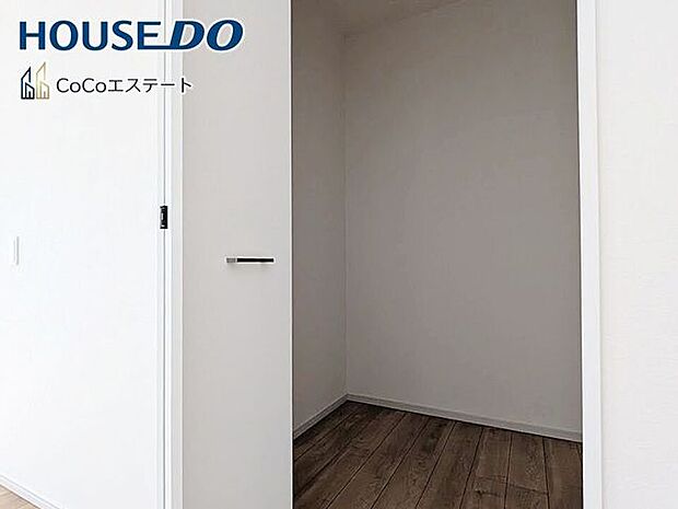 □■収納■□リビングに大容量のウォークインクローゼットあります♪