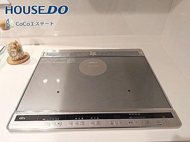 □■三口ＩＨコンロ■□同時にお料理が可能♪煮物と炒め物と汁物と一度に作れます。手際のよいママ確定ですね。