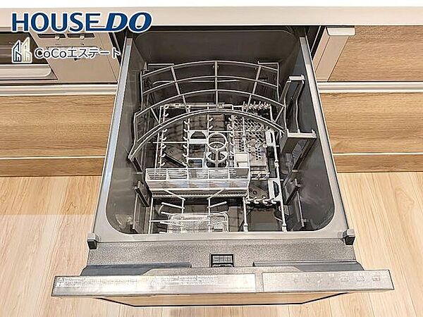 □■食器洗浄乾燥機■□家事の強い味方♪食器洗いの手間が省けて家事の時短！水仕事が減って手荒れも防止に！