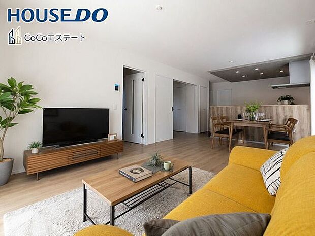 □■リビング■□※家具・小物・CG等はイメージです。17.5帖LDK♪ご家族が集まる中心となる開放的なリビング♪大きなテレビを置いたり、家具選びにこだわったりと楽しみが広がりますね。